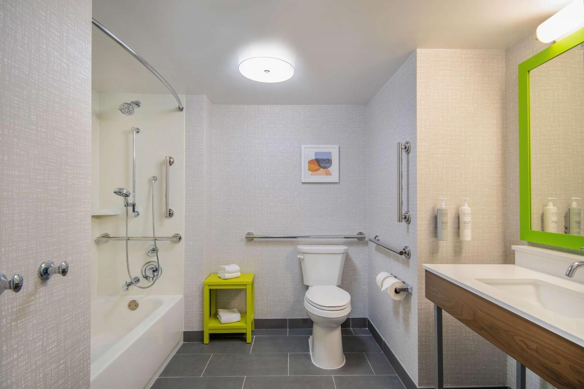 Hampton Inn East Aurora Екстериор снимка